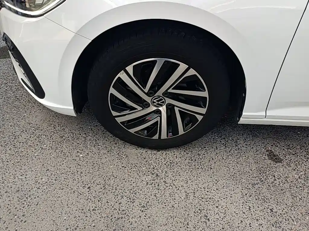 Lavida 2023 facelift 1.5L automatic starry sky 5 million version купить на сайте DeffCars