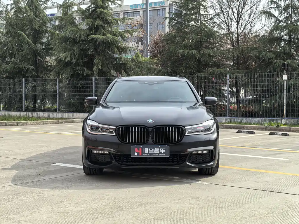 BMW 7 Series 2018 740Li xDrive Exclusive M Sports Package Black Flame Edition купить на сайте DeffCars