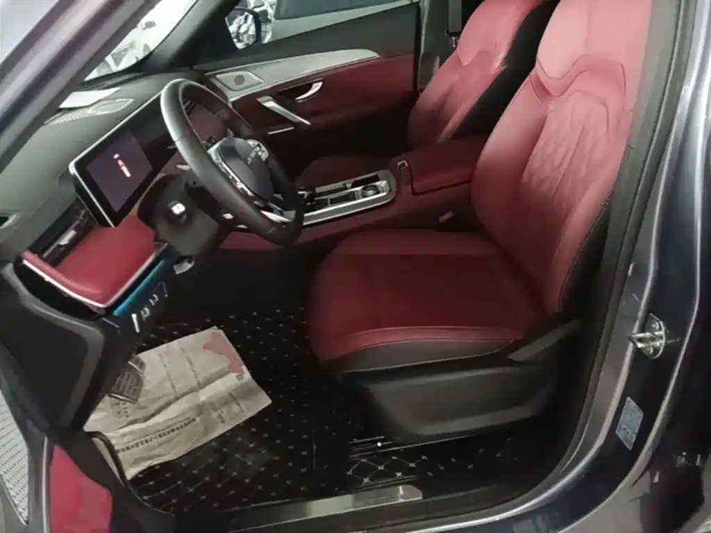Jietu X70 PLUS 2023 model 1.6T DCT powerhouse 5 seats купить на сайте DeffCars