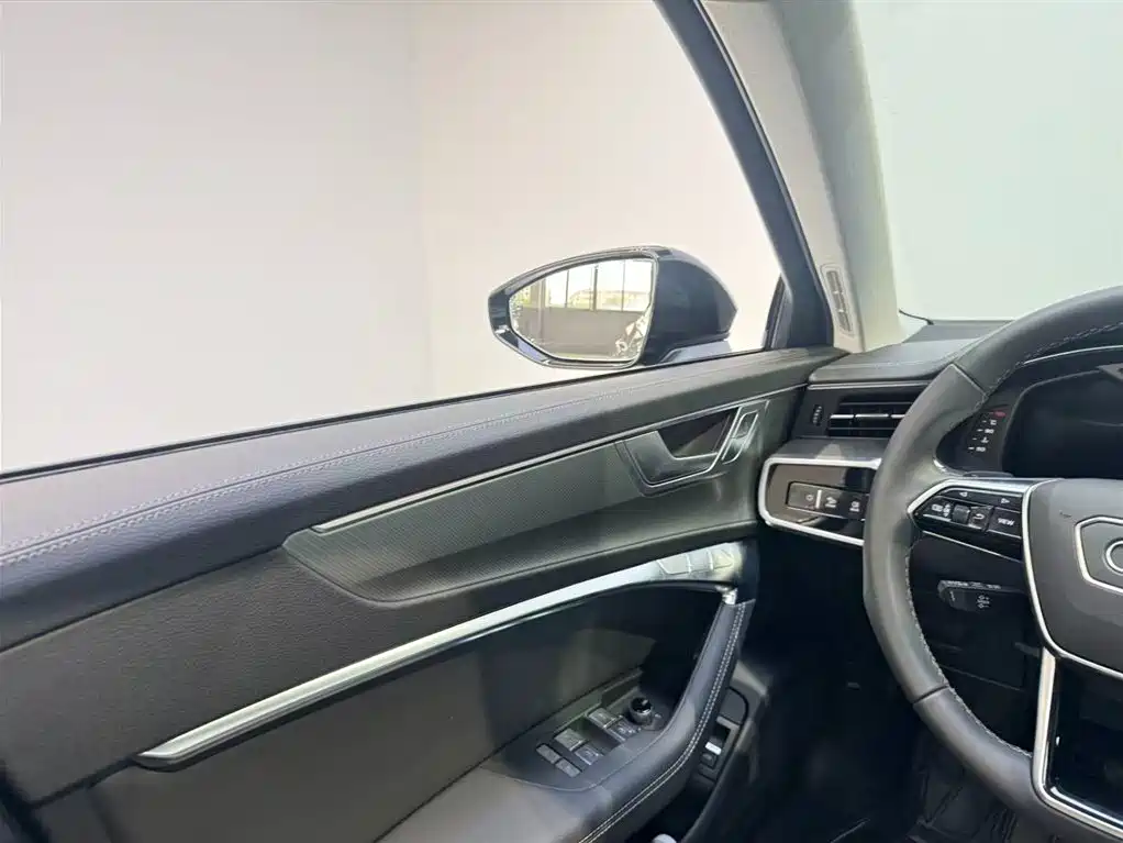 Audi A6 imported 2025 allroad quattro explorer 55 TFSI exclusive off-road model купить на сайте DeffCars