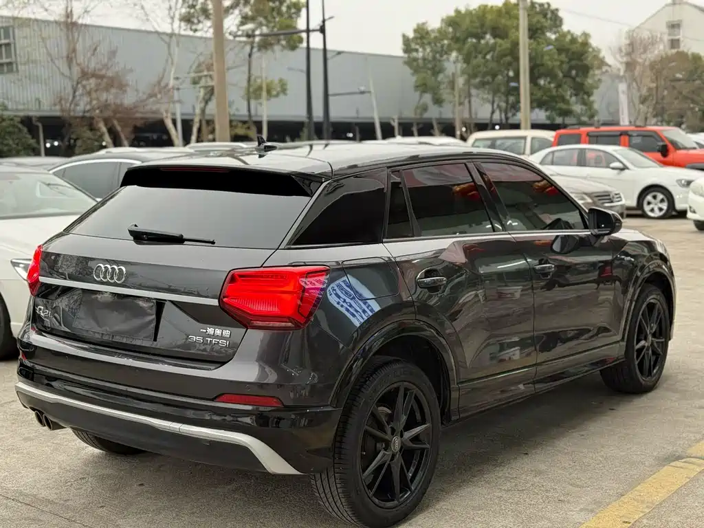 Audi Q2L 2020 35 TFSI aggressive and dynamic model купить на сайте DeffCars