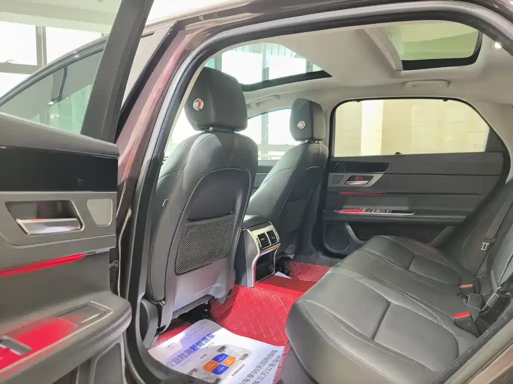 Jaguar XFL 2020 XFL 2.0T P200 two-wheel drive flagship version купить на сайте DeffCars