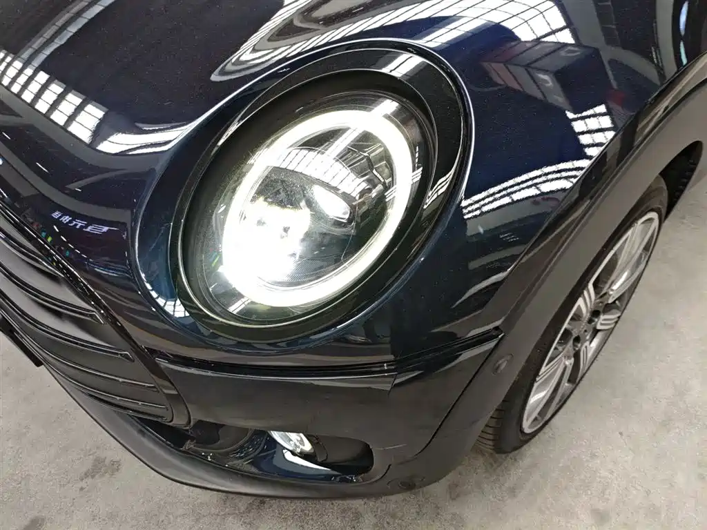 MINI CLUBMAN 2022 1.5T COOPER Connoisseur купить на сайте DeffCars