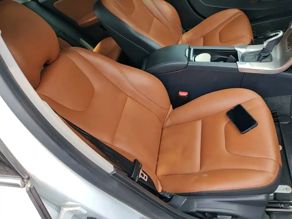 Volvo S60 2018 S60L T4 Zhiyuan Edition купить на сайте DeffCars