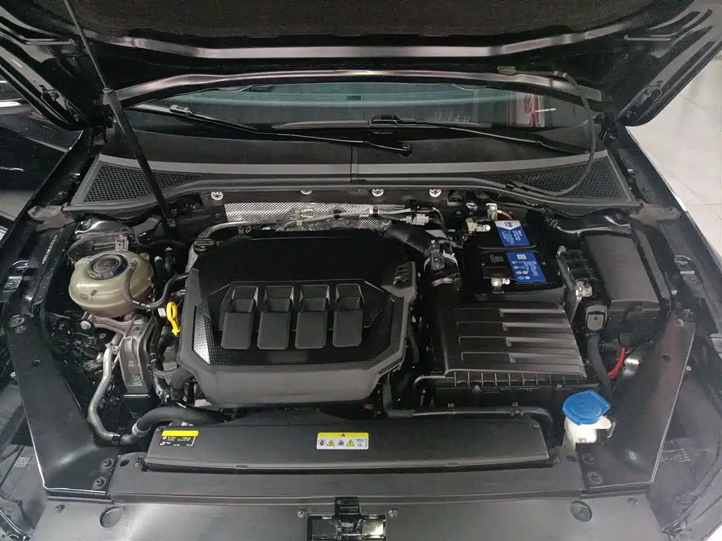 Magotan 2020 330TSI DSG leading model купить на сайте DeffCars