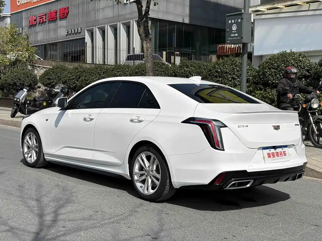 Cadillac CT4 2020 28T Fashion Model купить на сайте DeffCars
