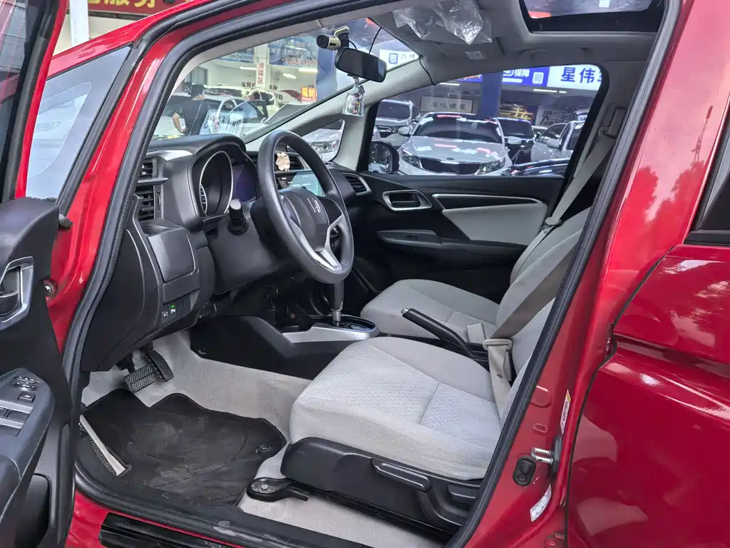 Fit 2014 1.5L EX CVT Elite купить на сайте DeffCars