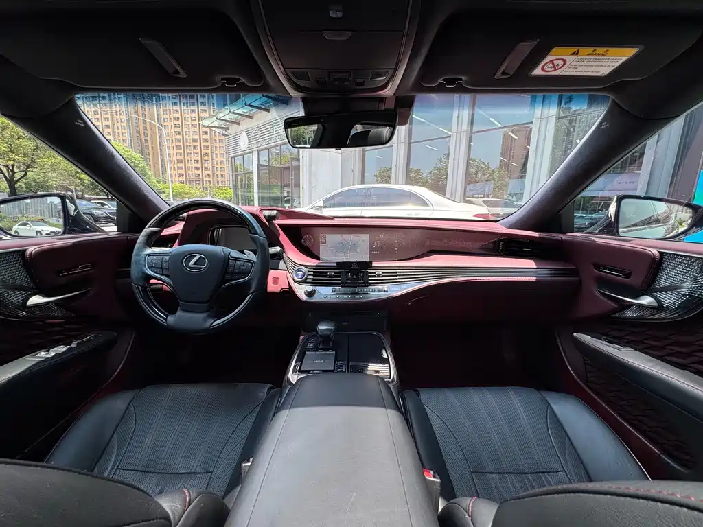 Lexus LS 2018 500h Executive Edition National V купить на сайте DeffCars