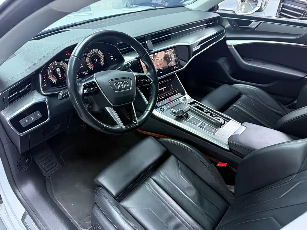 Audi A7 2021 45 TFSI Premium Selection купить на сайте DeffCars