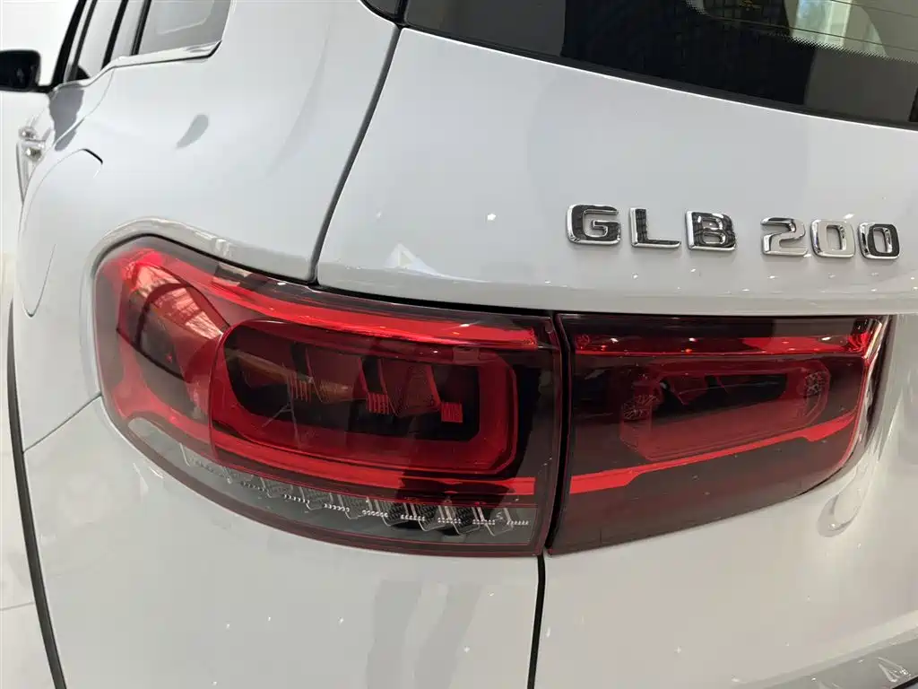 Mercedes-Benz GLB 2021 GLB 200 Dynamic купить на сайте DeffCars