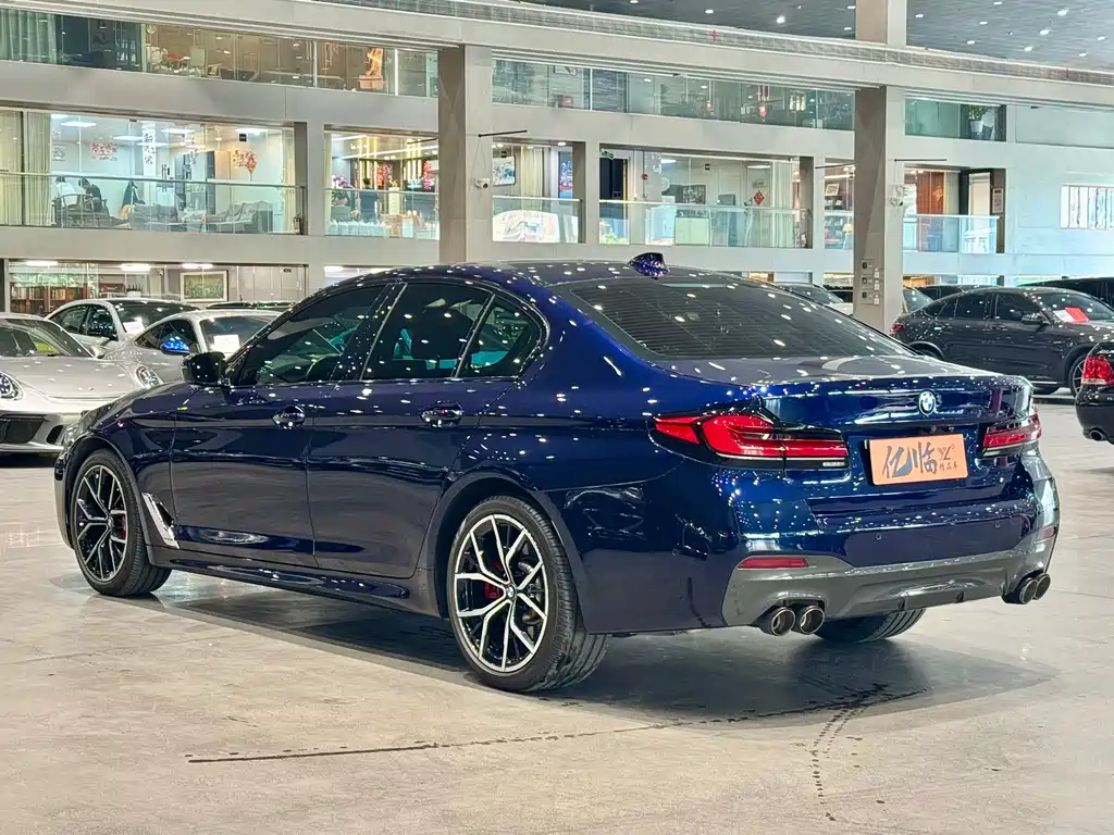 BMW 5 Series Imported 2021 Facelift 540i Fashion Edition M Sports Package купить на сайте DeffCars