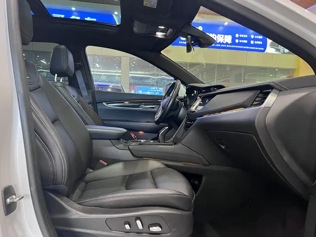 Cadillac XT5 2021 2.0T two-wheel drive luxury model купить на сайте DeffCars