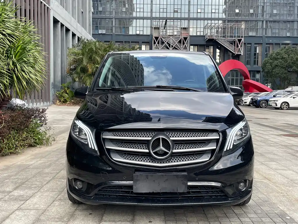 Vito 2018 2.0T Business Edition National VI купить на сайте DeffCars