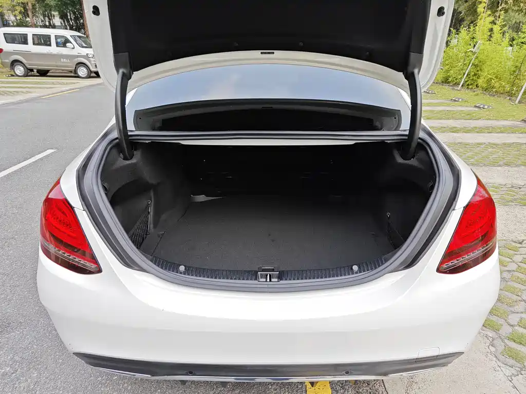 Mercedes-Benz C-Class 2020 facelift C 260 L sports version купить на сайте DeffCars