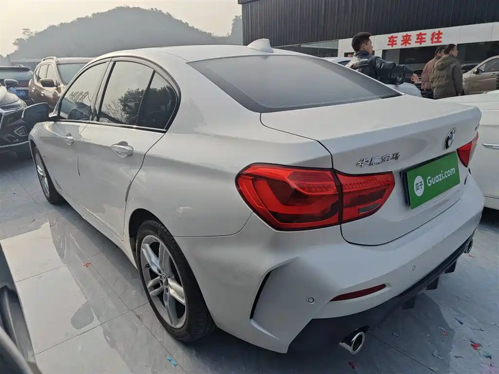 BMW 1 Series 2020 120i M Sports Package купить на сайте DeffCars