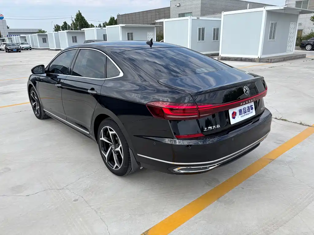 Passat 2023 330TSI Starry Sky Deluxe Edition купить на сайте DeffCars
