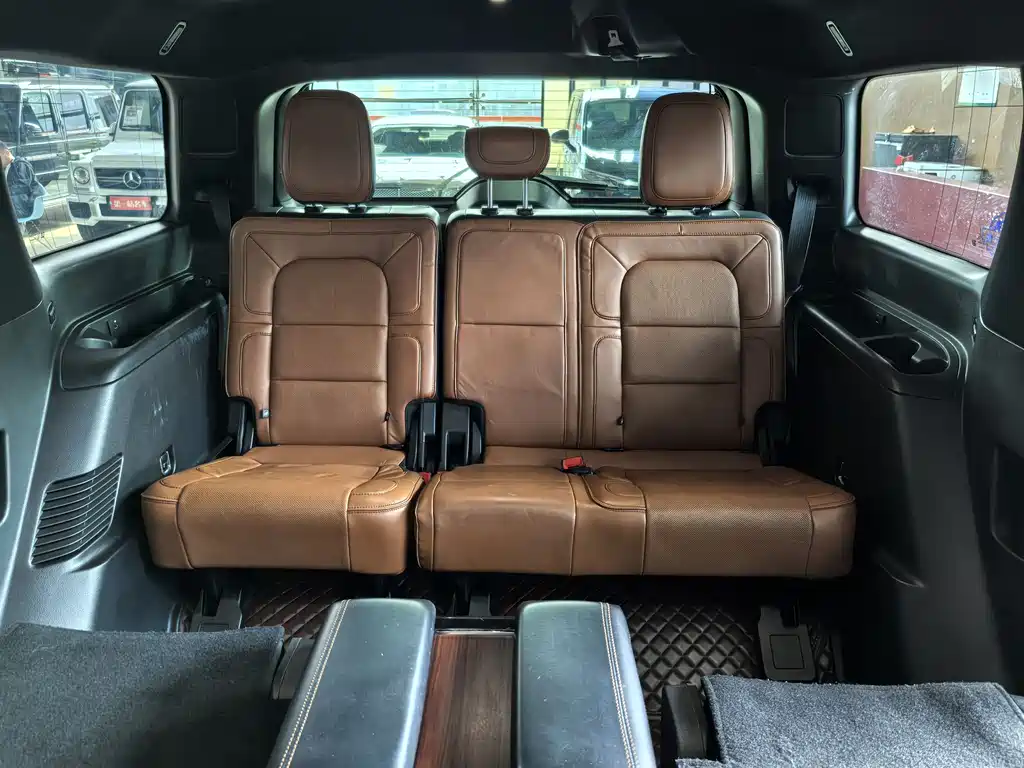 Navigator 2018 3.5T Honor Edition National V купить на сайте DeffCars