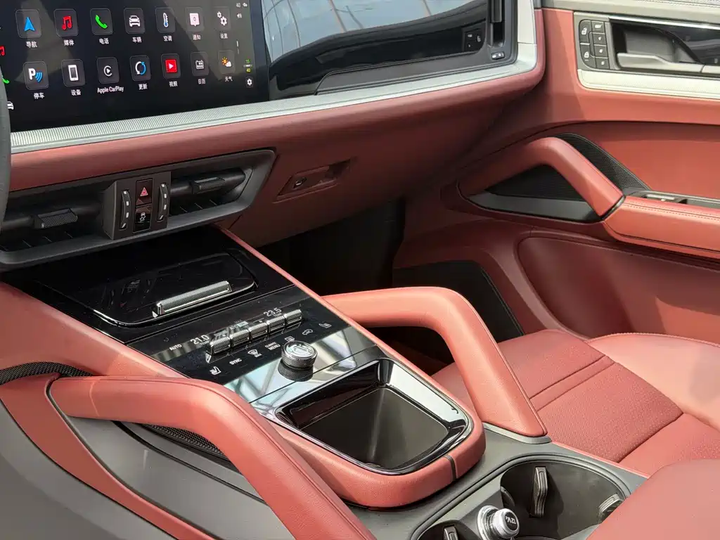 Cayenne 2025 Cayenne 3.0T купить на сайте DeffCars