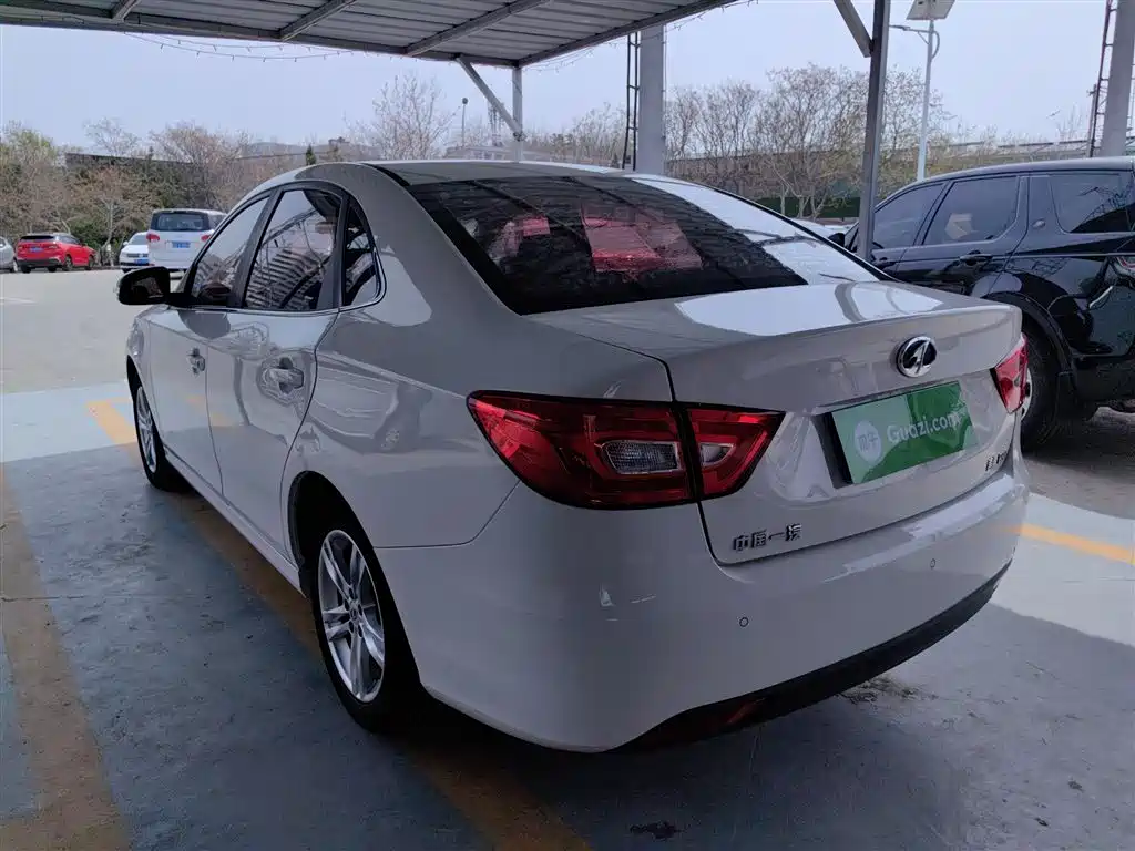 Pentium B30 2016 1.6L automatic luxury model купить на сайте DeffCars