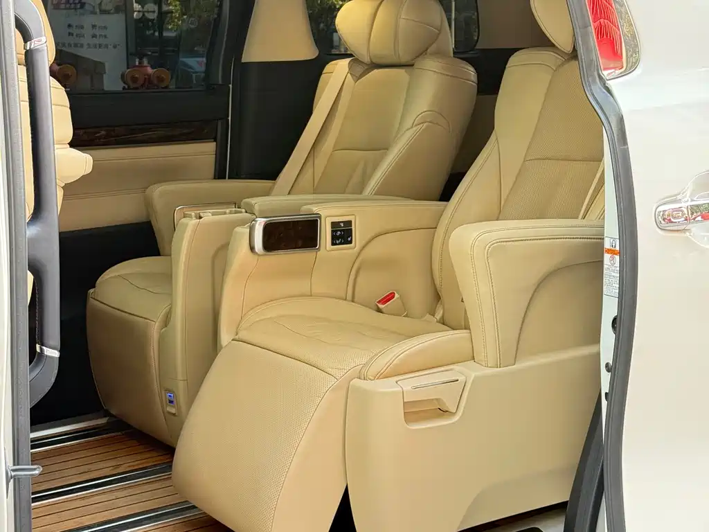 Alfa 2018 facelift 3.5L luxury version купить на сайте DeffCars