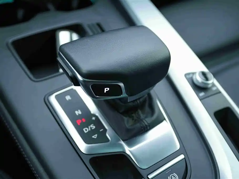 Audi A4L 2022 40 TFSI luxury and dynamic model купить на сайте DeffCars