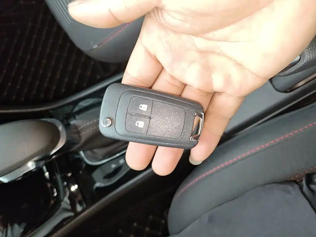 Encore 2017 18T automatic two-wheel drive urban leading model купить на сайте DeffCars