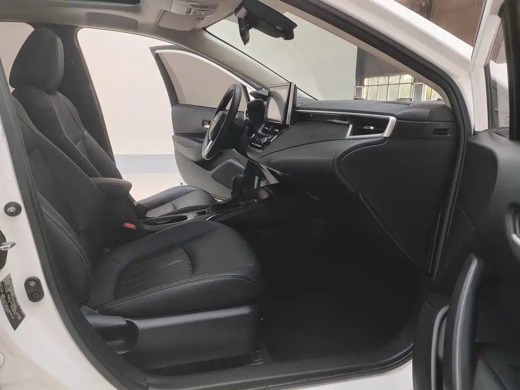 Corolla 2021 1.2T S-CVT Elite PLUS version купить на сайте DeffCars