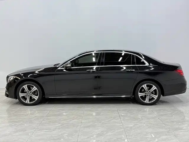 Mercedes E-Class 2020 Modified E 260L купить на сайте DeffCars