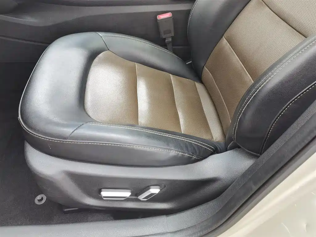 Emgrand GL 2017 1.3T DCT premium model купить на сайте DeffCars