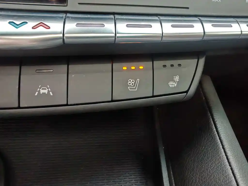 Cadillac CT5 2023 28T luxury model (standard version) купить на сайте DeffCars