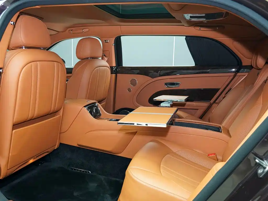 Mulsanne 2017 6.8T long wheelbase version купить на сайте DeffCars