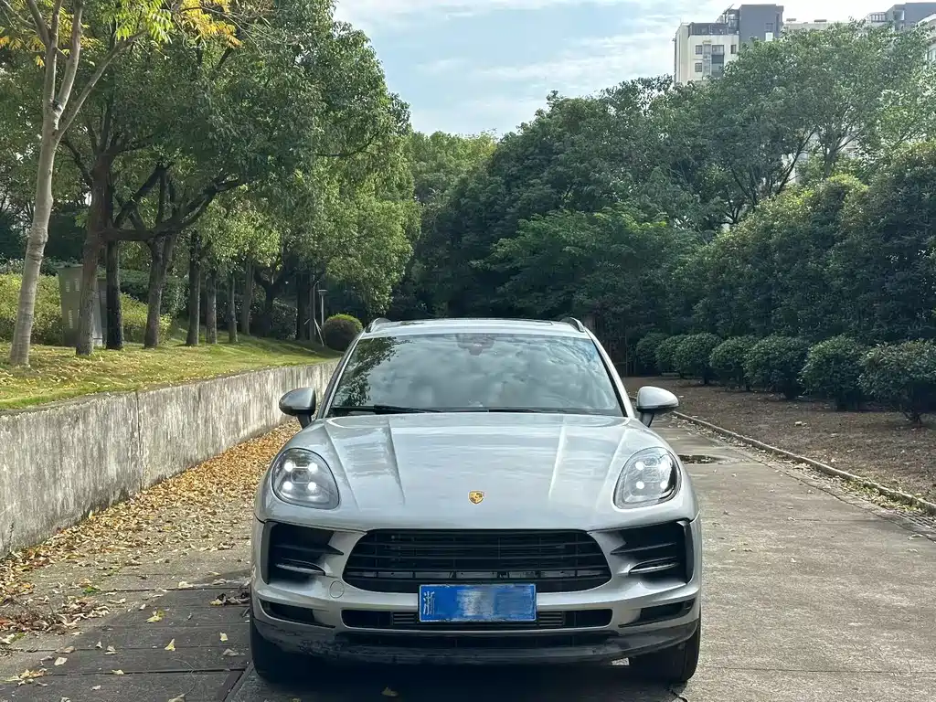 Macan 2020 Macan 2.0T купить на сайте DeffCars