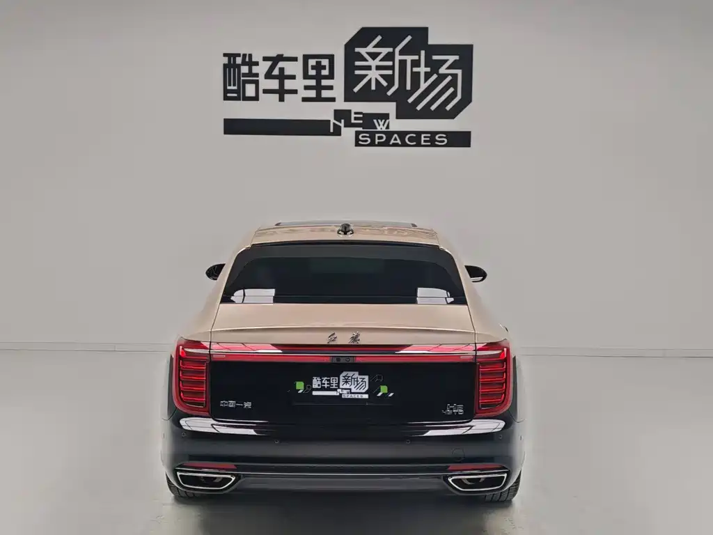 Hongqi H9 2022 2.0T Zhilian Qichang Edition купить на сайте DeffCars