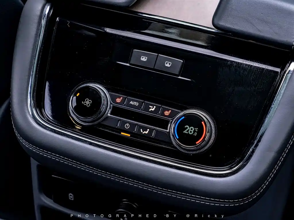 Navigator 2020 3.5T President Series купить на сайте DeffCars