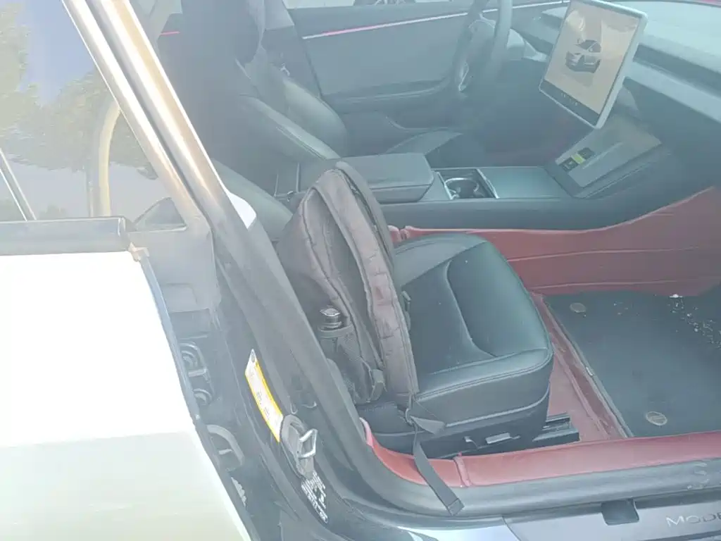 Model 3 2023 rear-wheel drive version купить на сайте DeffCars