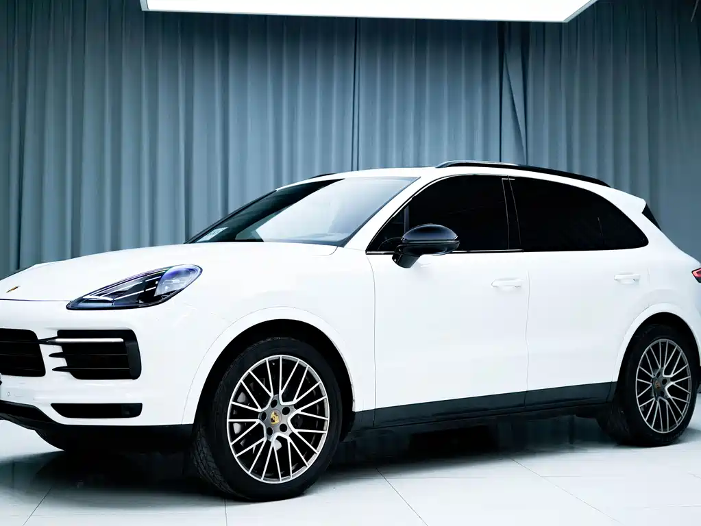 Cayenne 2023 Cayenne 3.0T Platinum Edition купить на сайте DeffCars
