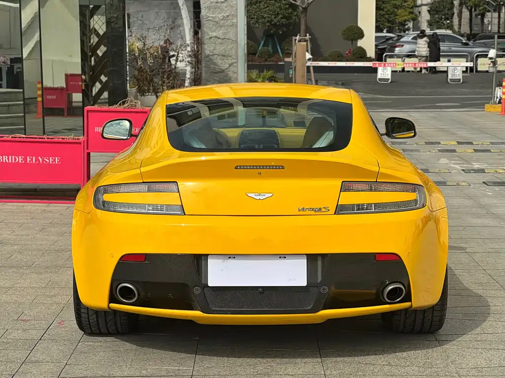 V8 Vantage 2012 4.7L S Coupe купить на сайте DeffCars