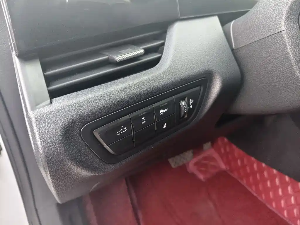 Pentium B70 2021 1.5T automatic exclusive model купить на сайте DeffCars