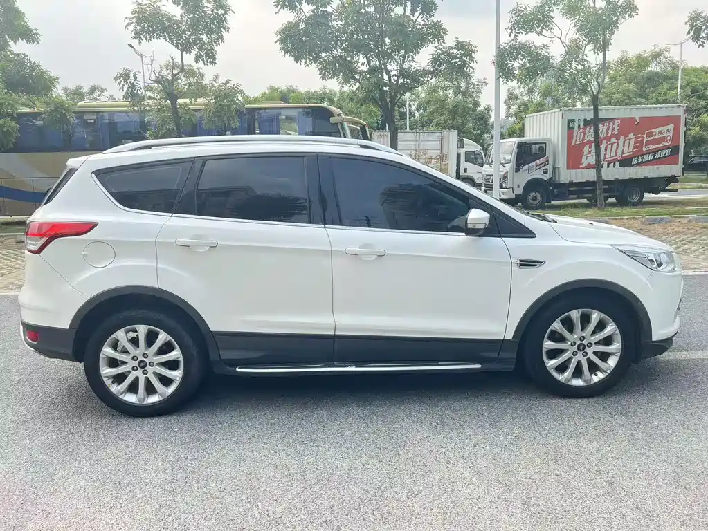 Escape 2015 1.5L GTDi two-wheel drive fashion model купить на сайте DeffCars