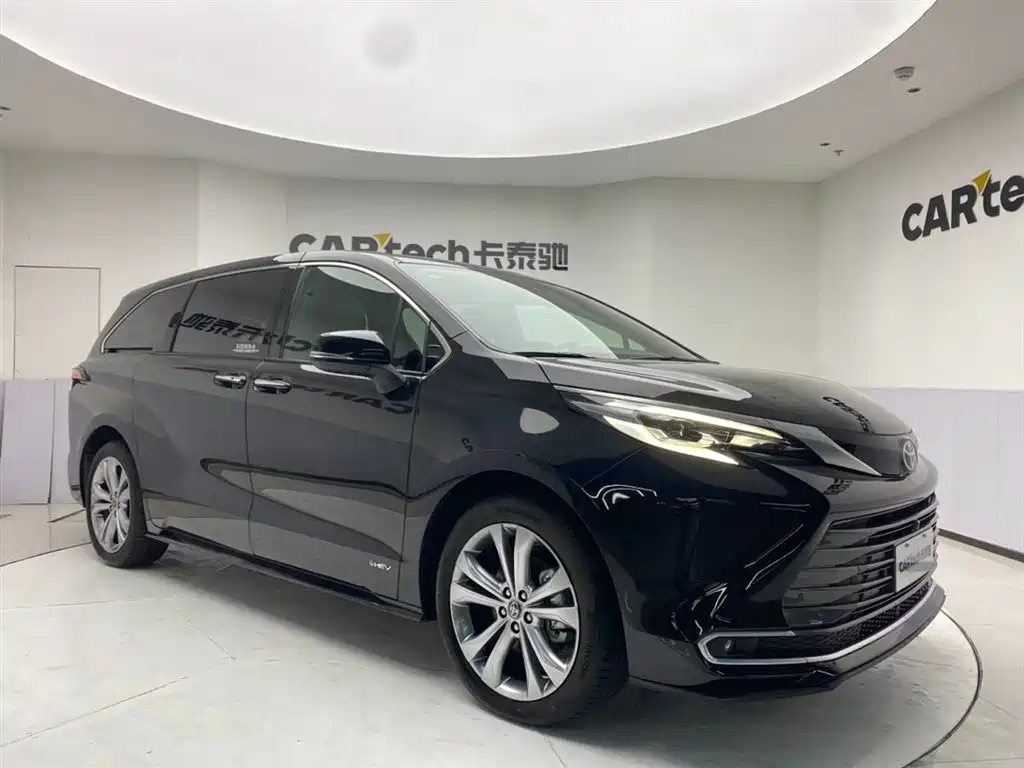 SIENNA 2024 2.5L Hybrid Premium Edition купить на сайте DeffCars