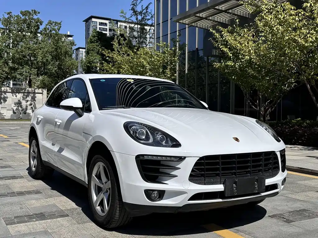 Macan 2017 Macan 2.0T купить на сайте DeffCars