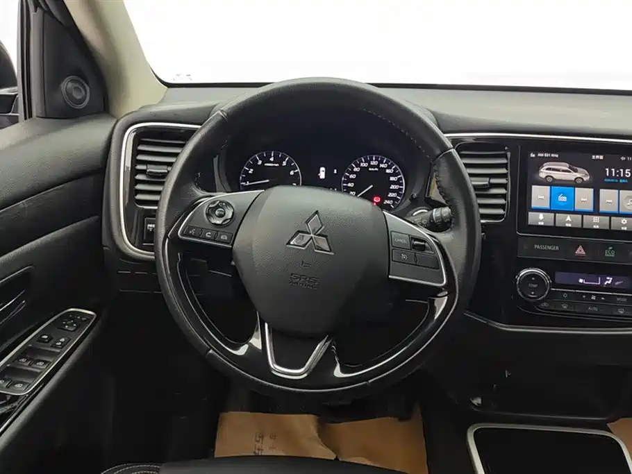 Outlander 2020 2.0L 2WD Enjoy Edition 5 seats купить на сайте DeffCars