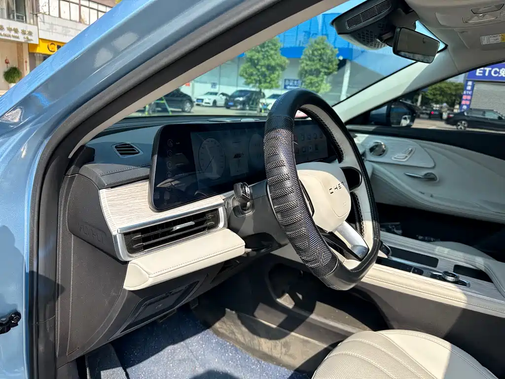 Fengyun A8 2024 127 Voyage Edition Luxury купить на сайте DeffCars