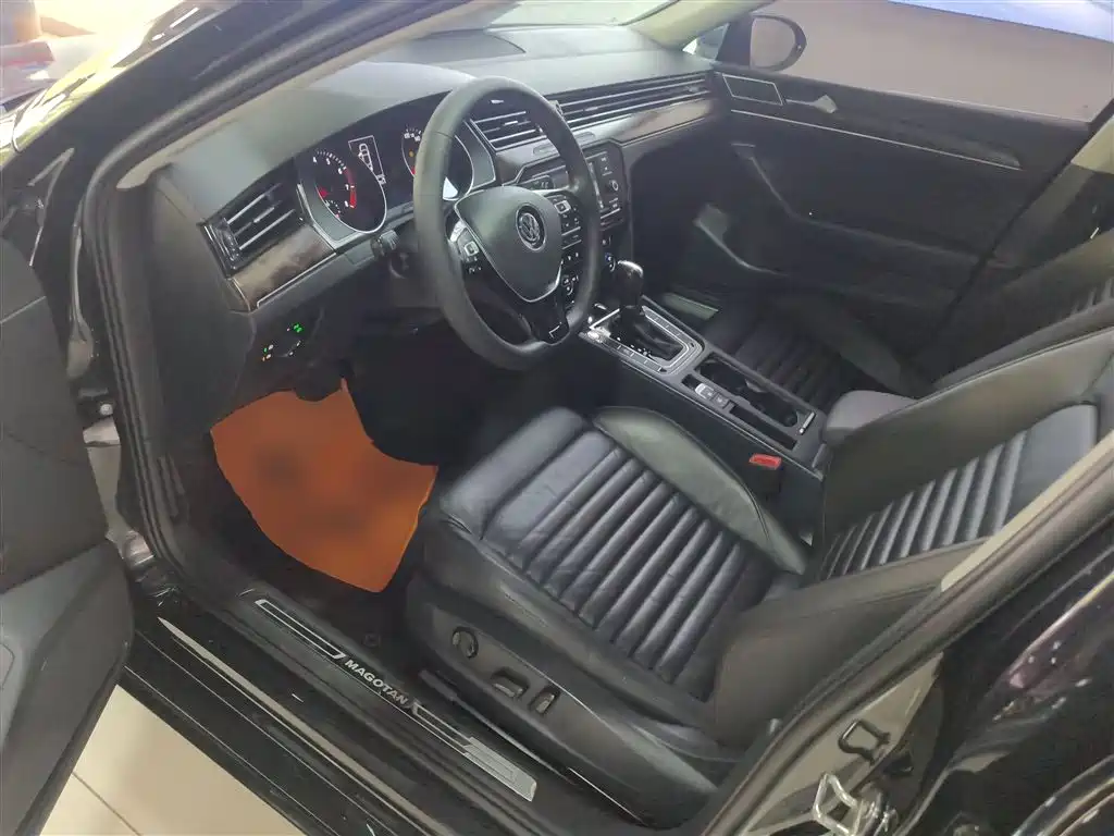 Magotan 2018 facelift 330TSI DSG luxury model купить на сайте DeffCars