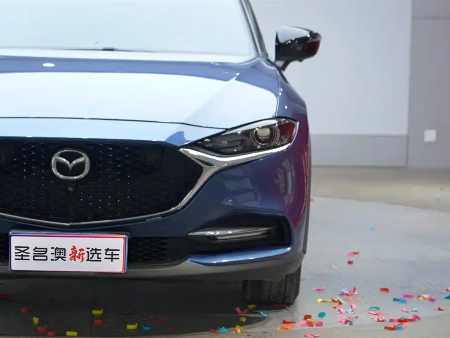 Mazda CX-4 2020 2.0L automatic two-wheel drive Blue Sky Vibrant Edition купить на сайте DeffCars