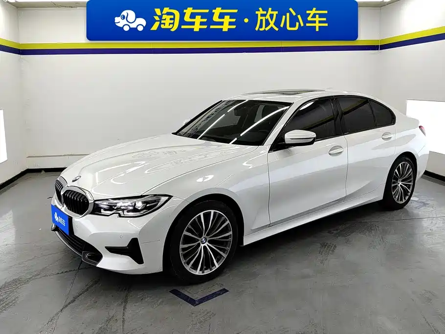 BMW 3 Series 2021 320i Sports Package купить на сайте DeffCars