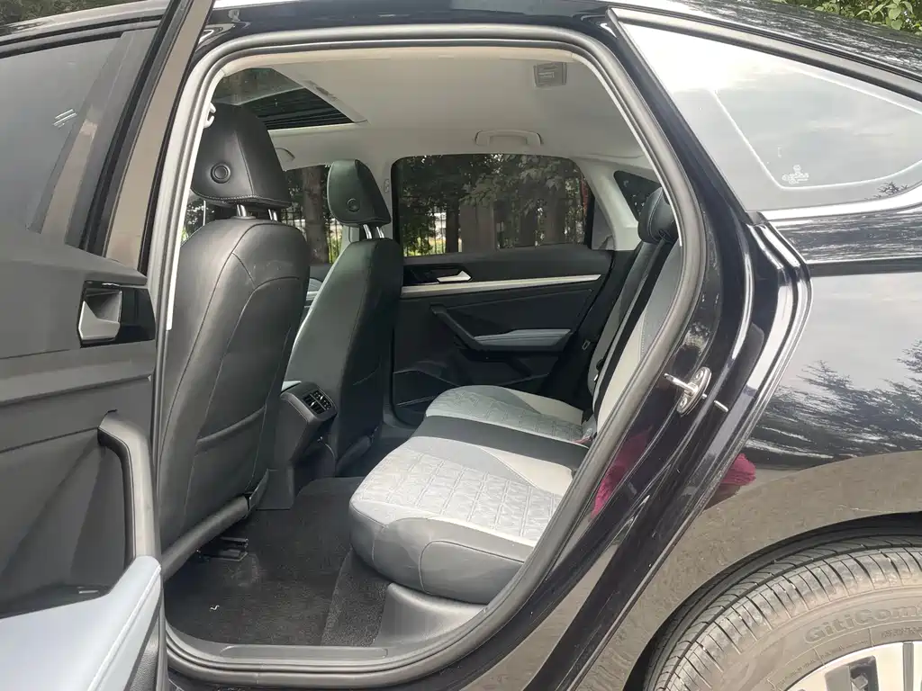 Lavida 2023 1.5L Automatic Full Version купить на сайте DeffCars