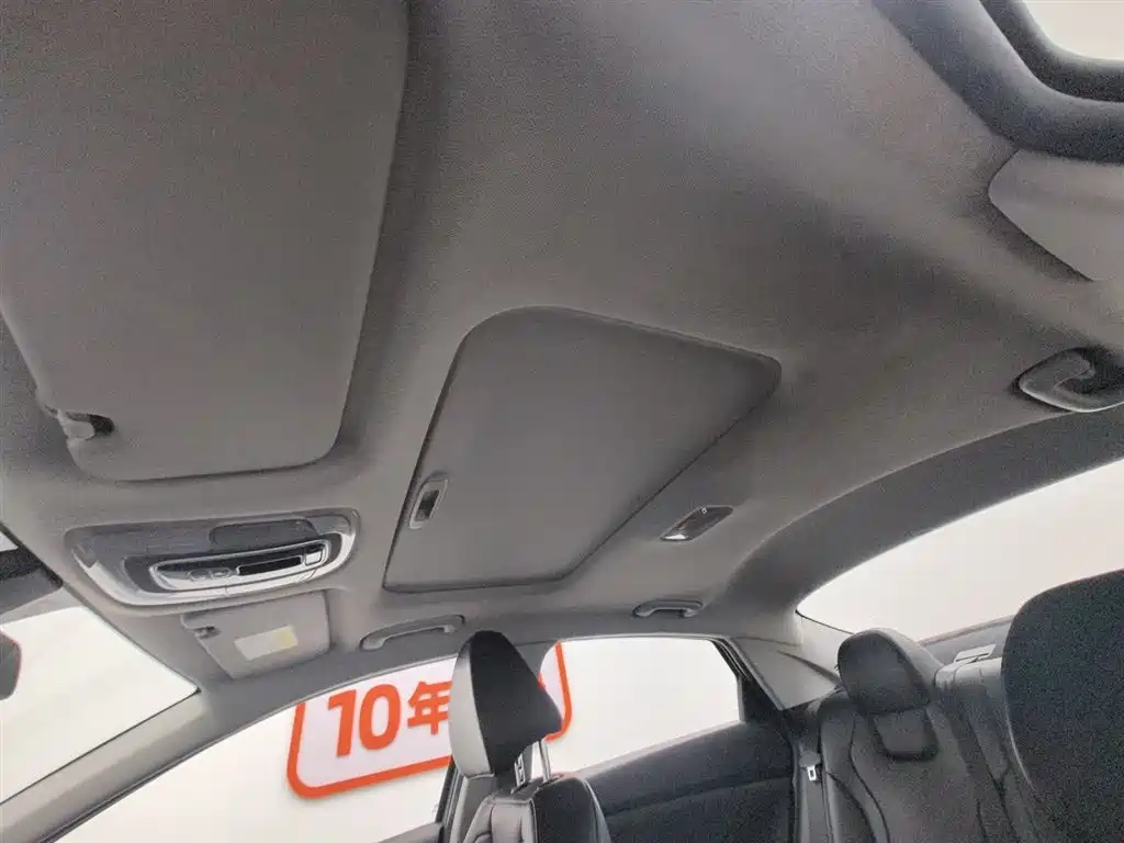 Elantra 2021 1.5L CVT LUX Premium Edition купить на сайте DeffCars