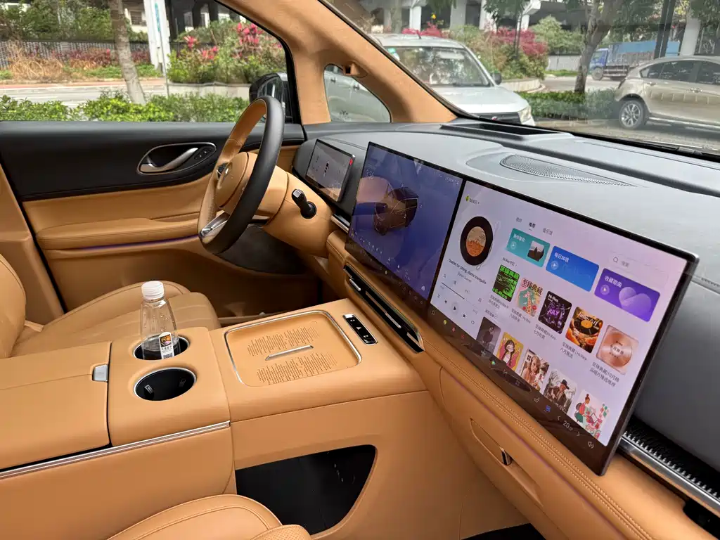 Lantu Dreamer 2025 PHEV four-wheel drive flagship Kunpeng version купить на сайте DeffCars