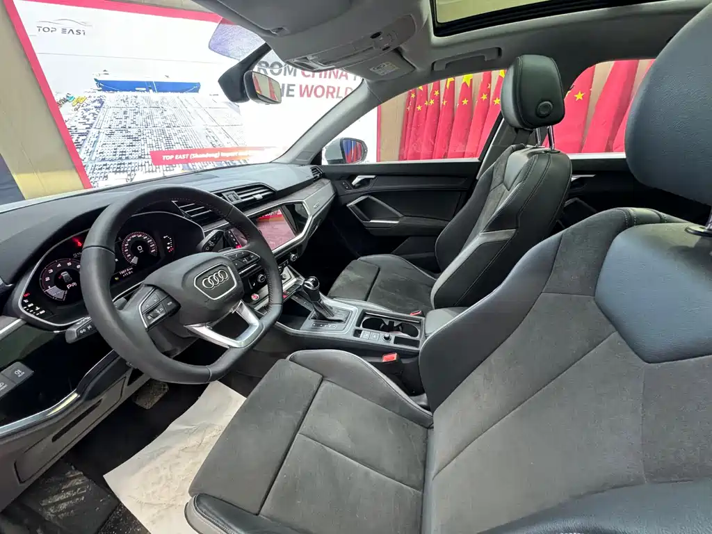 Audi Q3 2022 35 TFSI Fashionable and Dynamic купить на сайте DeffCars